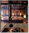 25 LIVING IN JAPAN
