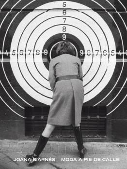 JOANA BIARNES. MODA A PIE DE CALLE