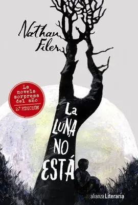 La Luna no está
