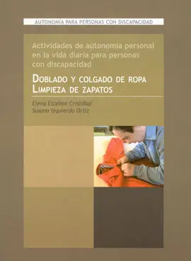 Doblado y Colgado de Ropa Limpieza de Zapatos