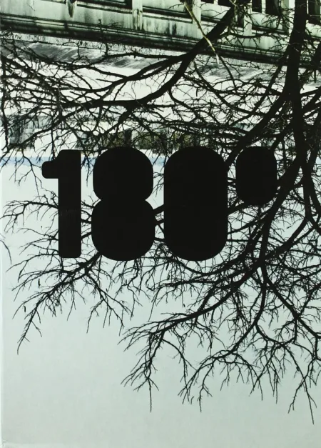 180º