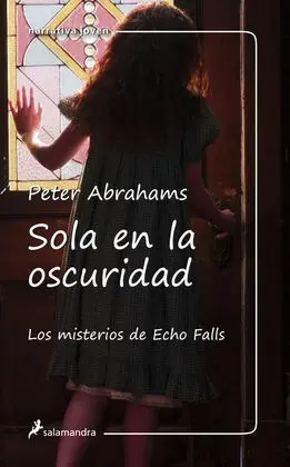 Sola en la Oscuridad