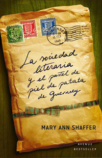 LA SOCIEDAD LITERARIA Y EL PASTEL DE PIEL DE PATATA DE GUERNSEY