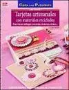 Tarjetas Artesanales con Materiales Reciclados