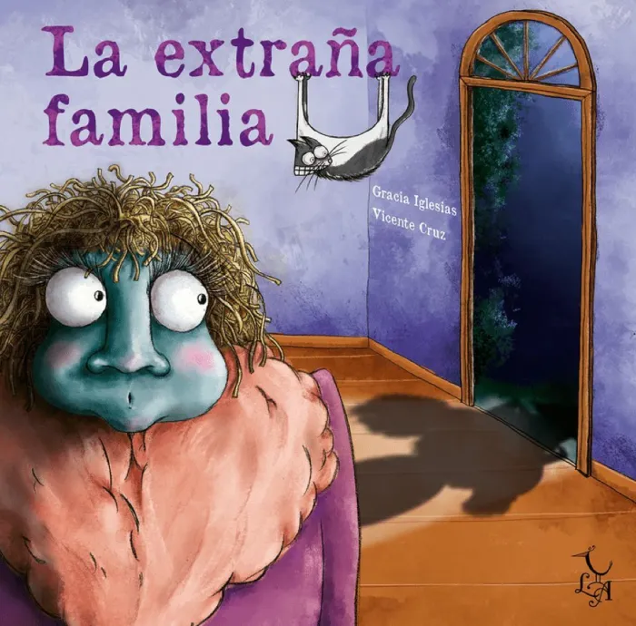 La Extraña Familia