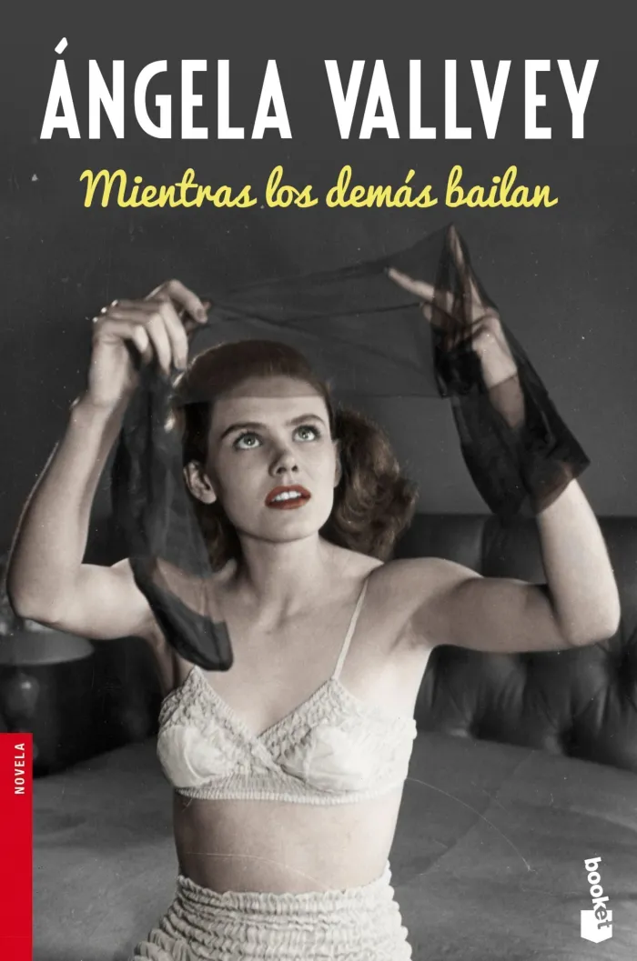Mientras los Demas Bailan