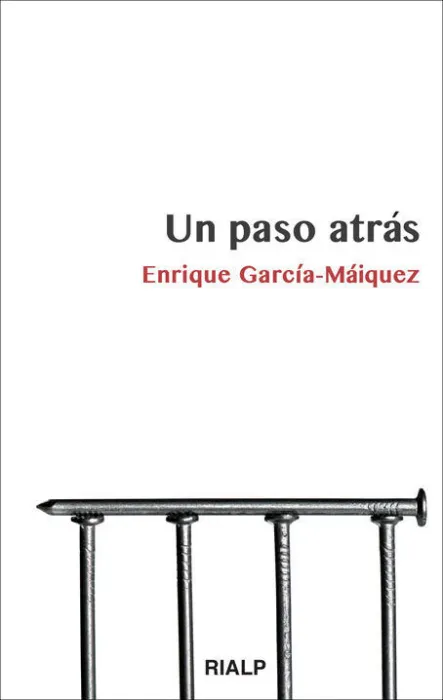 Un Paso Atras